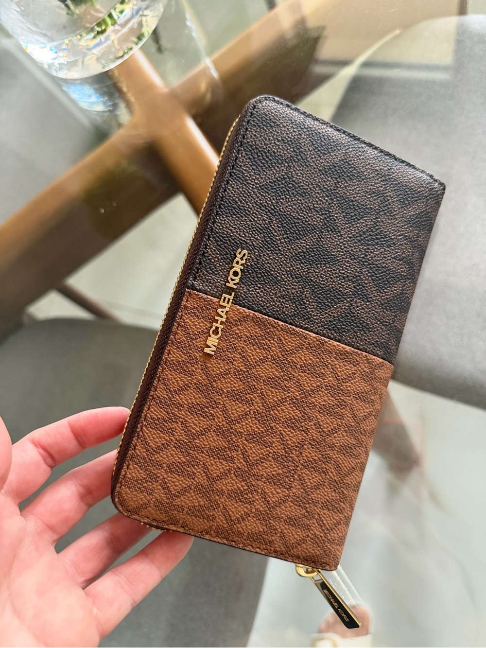Michael Kors Jet Set Brown Signature Multi Medium Zip Wallet with Gold Logo